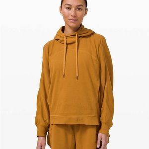 Lululemon Mellow In Hoodie *Waffle
Spiced Bronze.  M/L